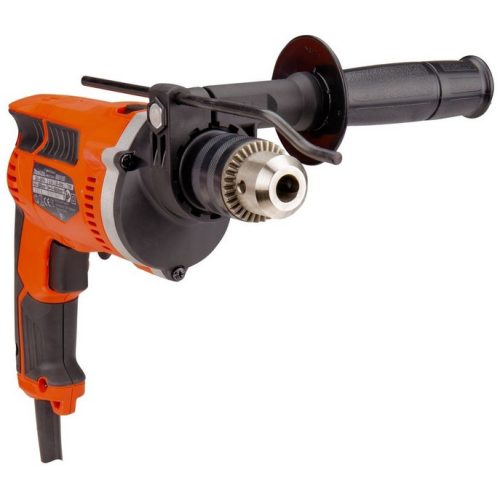 MAKITA ütvefúró (710W) 26 részes tartozék készlettel kofferben